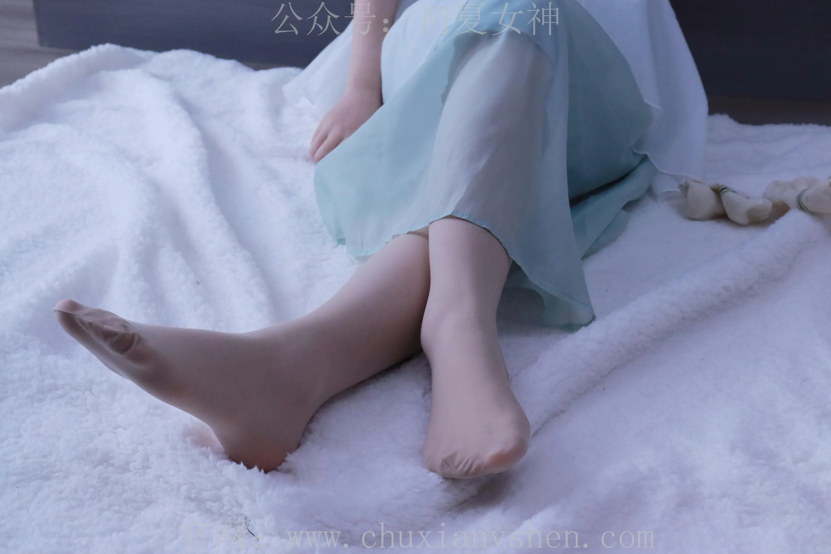 初夏女神 NO.009 念念 绿野仙踪M码连衣裙搭回力球鞋 [120P]插图7